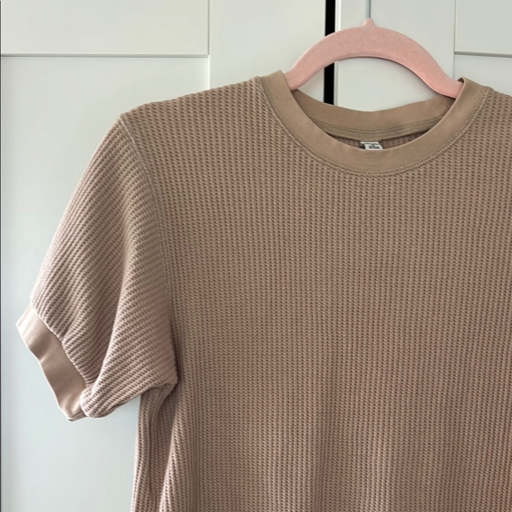 Uniqlo Tan Waffle Short Sleeve T-Shirt